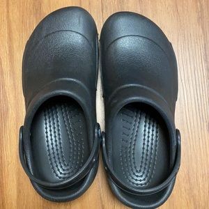 Black Crocs M6, W8
